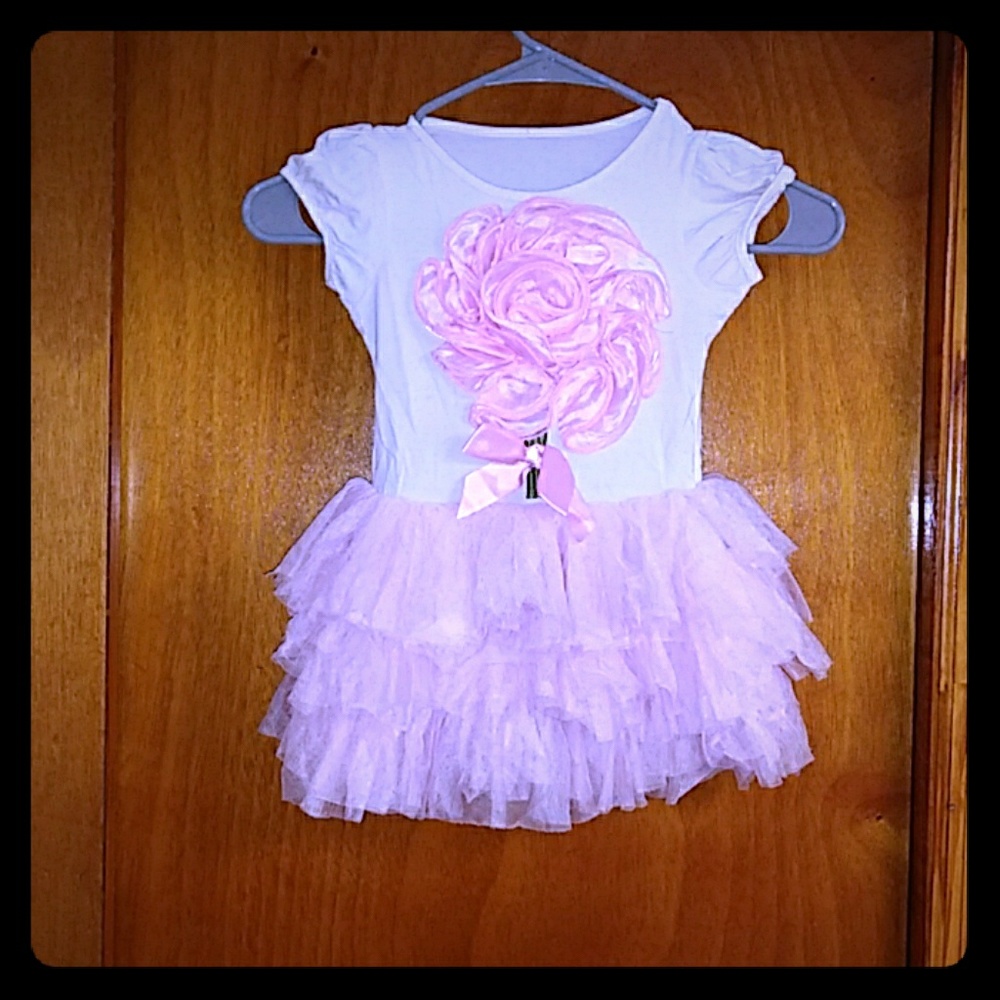 💖Beautiful pink dress+ pink leggings